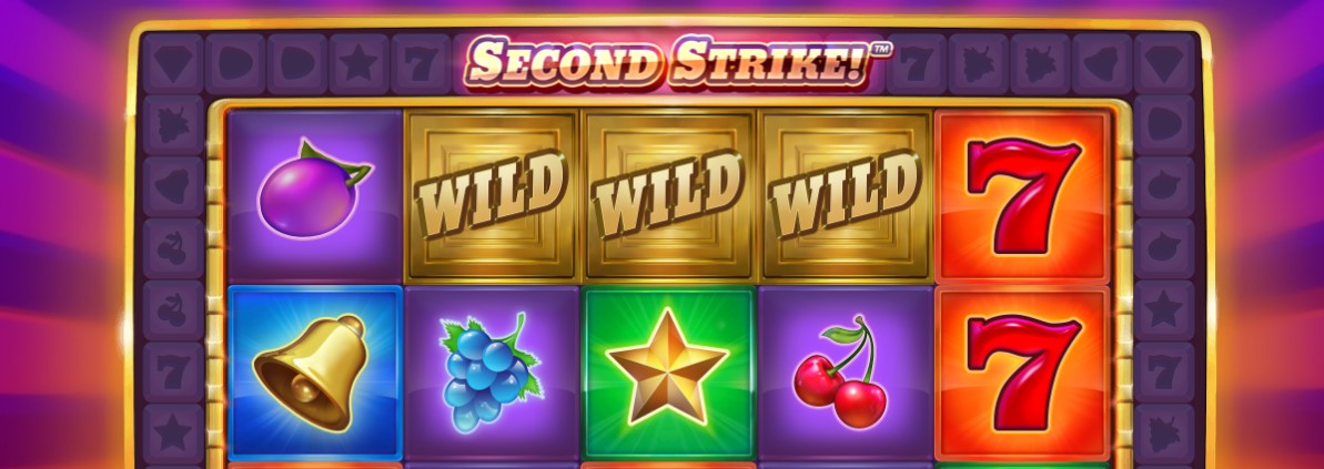 Second Strike Teema ja Grafiikat